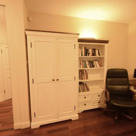 Willa Karwinskie Blota Villa *